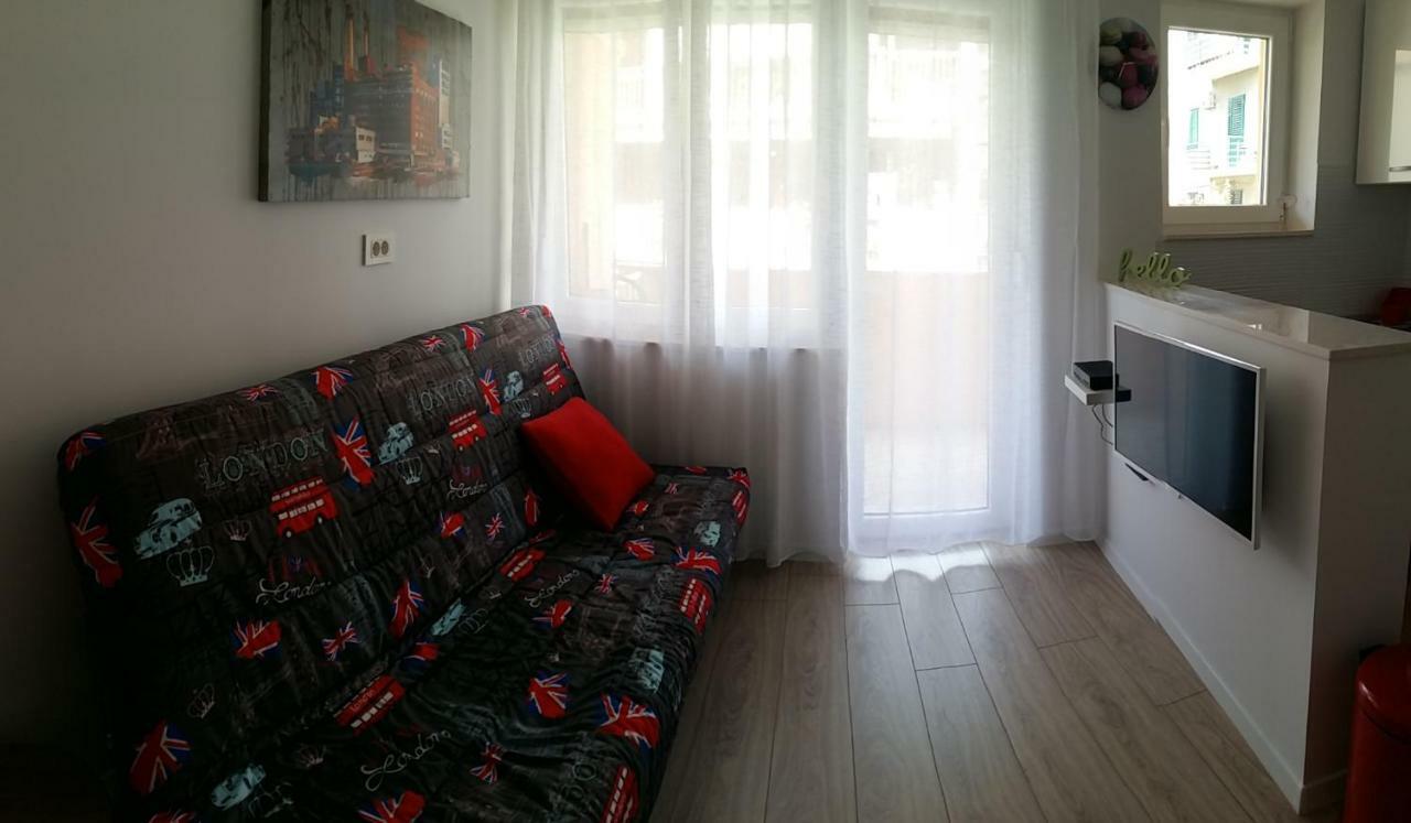 Apartment Dolea Split Exteriör bild