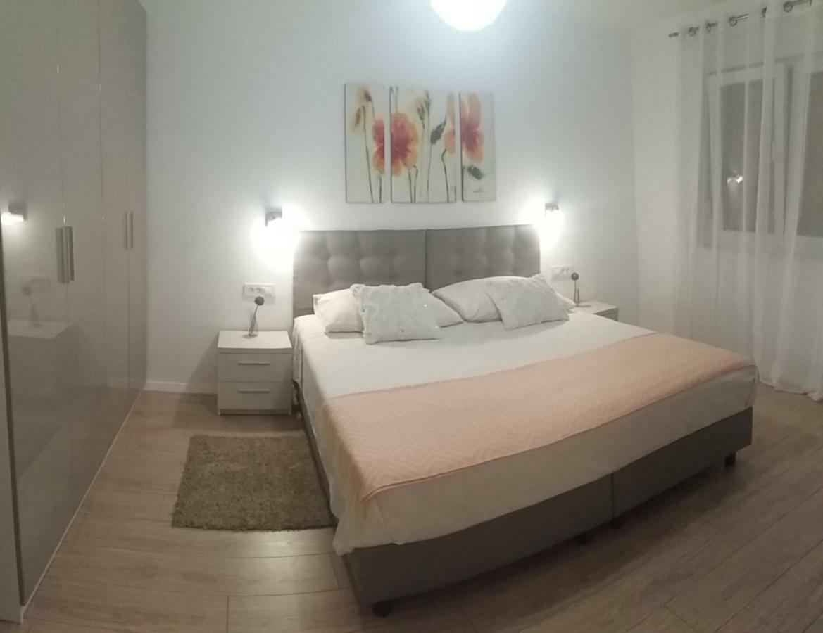 Apartment Dolea Split Exteriör bild