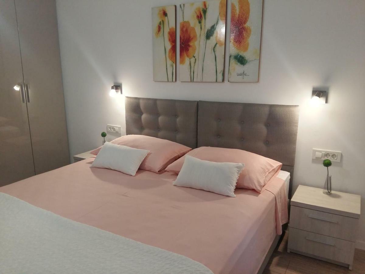 Apartment Dolea Split Exteriör bild