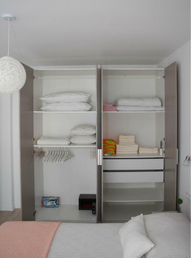 Apartment Dolea Split Exteriör bild